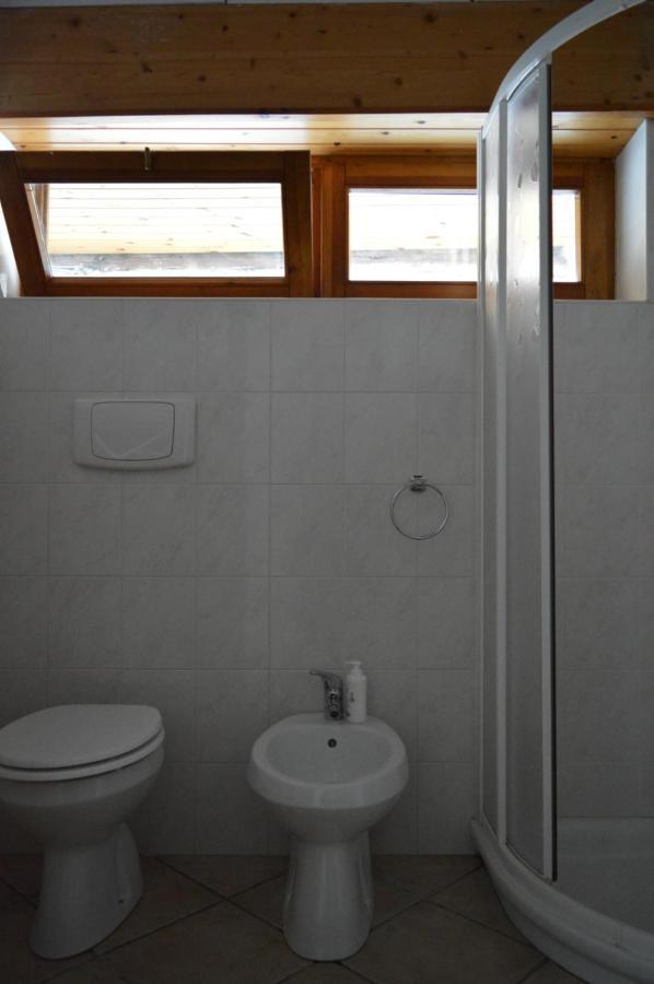 Lilli Lago Verbania Luaran gambar